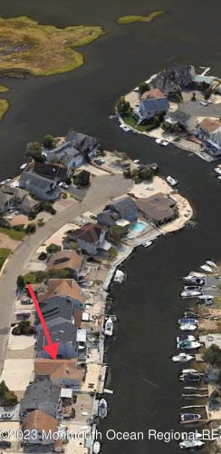 32 Royal Dr, Bricktown NJ  08723-6731 exterior