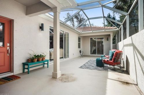 3917 Recreation Ln, Naples, FL 34116-7314