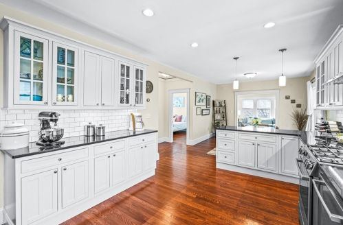 46 Chester Ave, Medford, MA 02155-5452