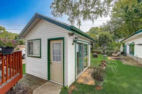 1226 104, Milwaukee WI 53214-3928 exterior