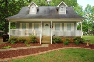5552 Jason Rd, Greensboro, NC 27405-9435