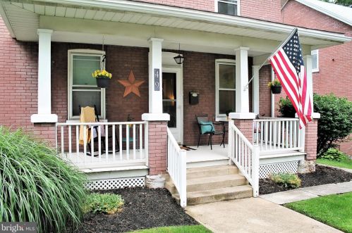 49 Areba Ave, Swatara, PA 17033-1402