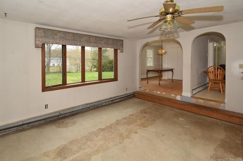 1069 Boston Tpke, Manchester, CT 06043-7405