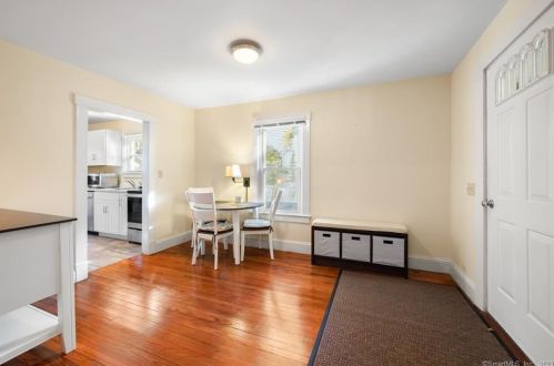 51 Riverview Ave, Groton CT  06340-3513 exterior