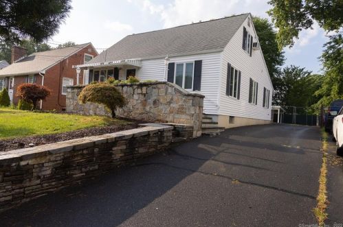 249 Country Club Rd, New Britain, CT 06053-1025