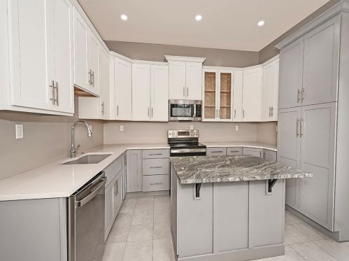 418 Delaware Ave, Oakmont PA  15139-1642 exterior