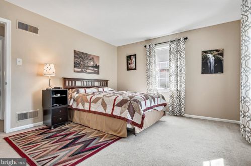 21 Strayer Dr, Carlisle PA  17013-4403 exterior