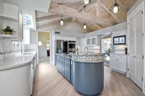 37550 Avenida Bravura, Temecula CA  92592-9054 exterior