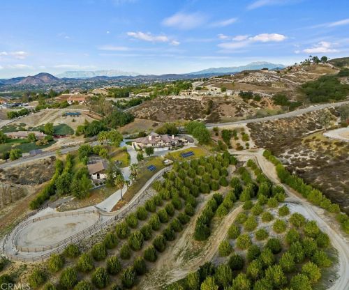 41777 Parado Del Sol Dr, Temecula CA  92592-8998 exterior
