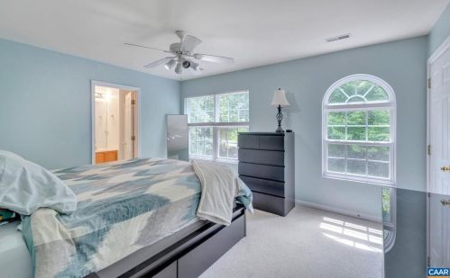 2 Riverside Dr, Bybee VA  22963-2021 exterior