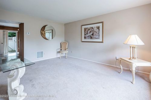 80 Creek Rd, Bricktown, NJ 08724-3303