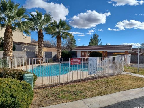 1040 900, Saint George UT  84790-4059 exterior