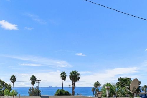 110 Termino Ave, Long Beach, CA 90803-2881