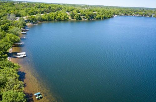 214 Pebble Beach Rd, Alex MN 56308-8140 exterior