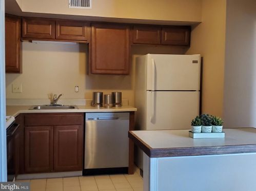 38 Orch Ct, Limerick PA 19468-2910 exterior