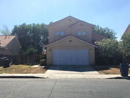 44123 17th St, Lancaster, CA 93535-6926
