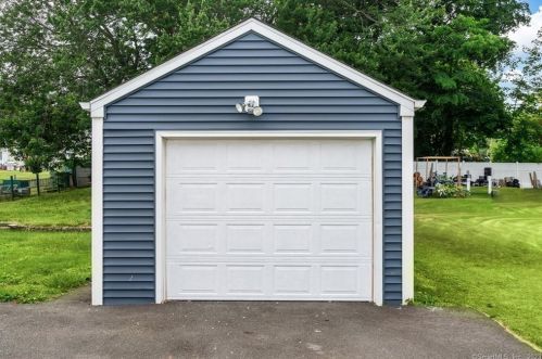 2100 Corbin Ave, New Britain CT  06053-2261 exterior