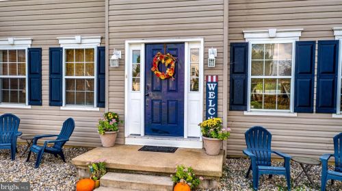 101 Stoneridge Pl, Bear DE  19701-1952 exterior