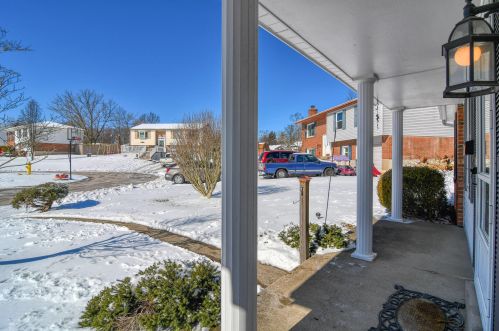 142 Merlin Pl, Florence, KY 41042-2804