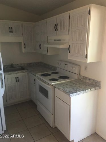 3645 69th Ave, Phoenix AZ  85033-4403 exterior