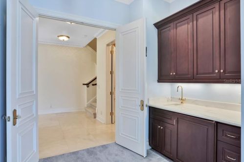 535 Ocean Shore Blvd, Ormond Beach FL  32176-5401 exterior