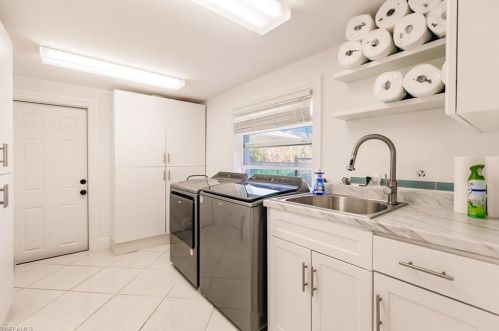 529 100th Ave, Naples FL  34108-2235 exterior