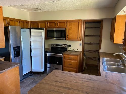 104 Kolski Dr, Crescent City, FL 32112-4726