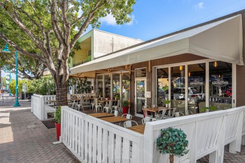 828 Kokomo Key Ln, Delray Beach FL  33483-6027 exterior