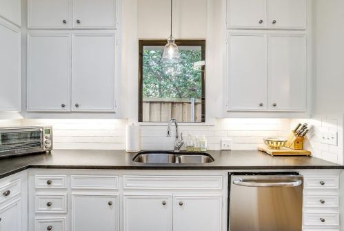 2131 Warner Rd, Fort Worth TX  76110-1747 exterior