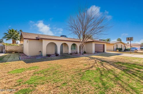 4831 El Caminito Dr, Glendale, AZ 85302-6414