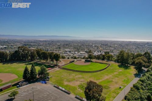 24494 Leona Dr, Hayward CA  94542-1010 exterior