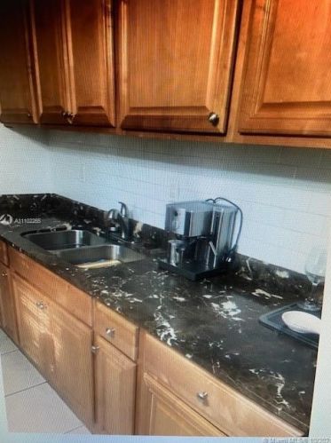 991 26th St, Hialeah, FL 33013-3410