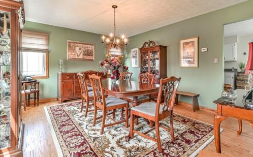 3041 Haberlein Rd, Gibsonia, PA 15044-8233