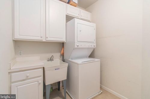 1207 Lilac Ct, Lansdale PA 19446-7613 exterior