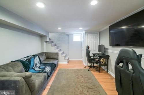 309 Butler Ave, Prospectville PA 19002-5740 exterior