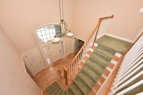 1061 Tuscola Ln, West Bend, WI 53095-9511