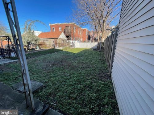 305 Morris St, Gloucester NJ  08030-1448 exterior