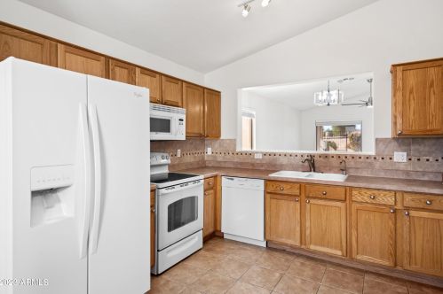 30556 Sun Ray Dr, San Tan Valley AZ  85143 exterior