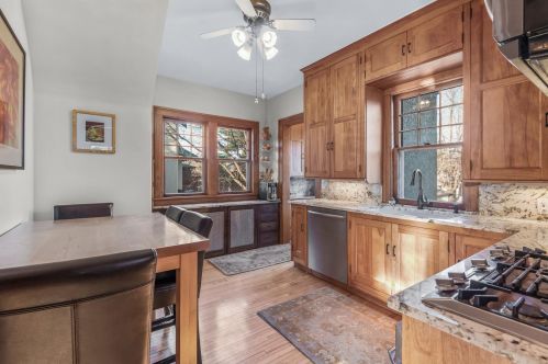 4139 Garfield Ave, Minneapolis, MN 55409-1436