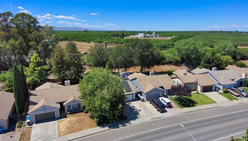 625 Evans Rd, Liberty Farms CA  95620-4272 exterior