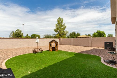1248 Clifton Ave, Gilbert, AZ 85295-7129