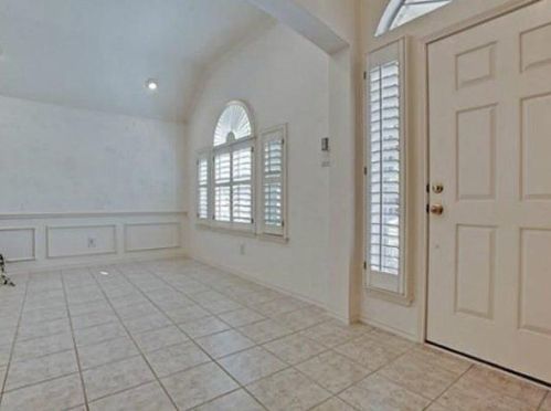 3105 Spring Hill Ln, Plano TX  75025-3912 exterior