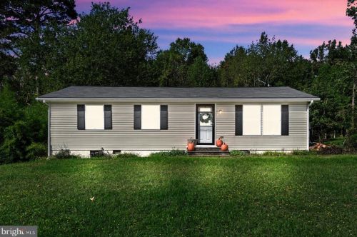 10932 Piedmont Dr, Fredericksburg, VA 22407-5022