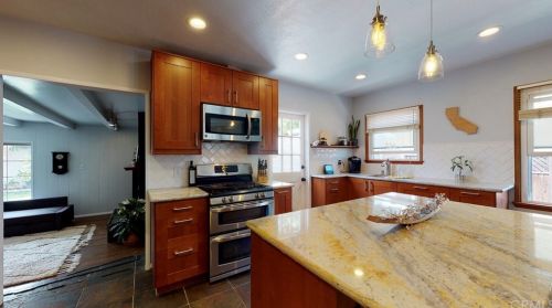 4328 Galeano St, Long Beach, CA 90815-2707