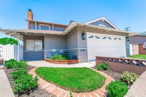 21904 Millpoint Ave, Long Beach, CA 90745-2527