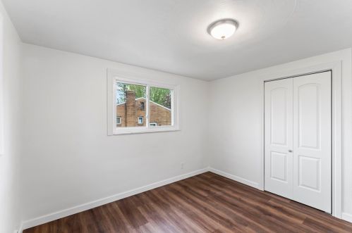 132 Firwood Dr, Bridgeville PA  15017-1204 exterior