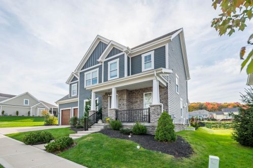 114 Seneca Pl, Seven Fields, PA 16046-4000
