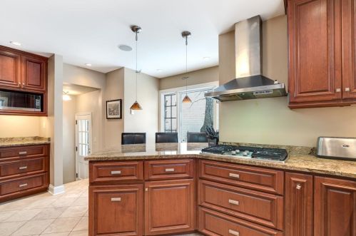 45 Forestdale Rd, Minneapolis MN 55410-2547 exterior