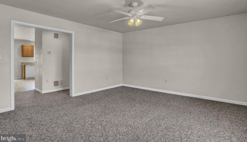 343 Atlantic Ave, Red Lion PA  17356-1509 exterior