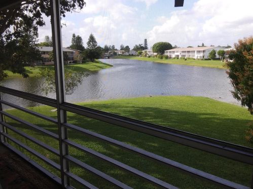 112 Somerset F, West Palm Beach, FL 33417-2119